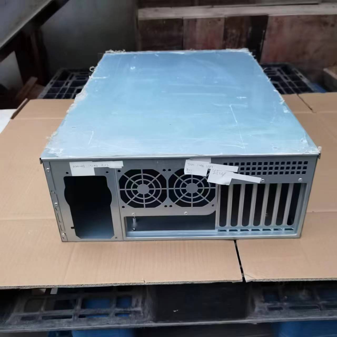 Chassi de Servidor Industrial  - 8 Gpu 4U Server Chassis avaliação e preço